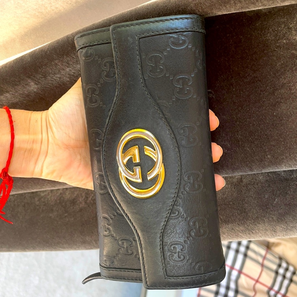 Gucci wallet in black